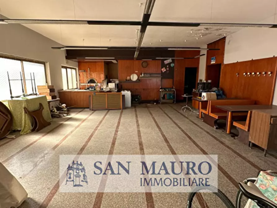 Immagine 26 di Attività commerciale in vendita  in Via cavaion a Zugliano