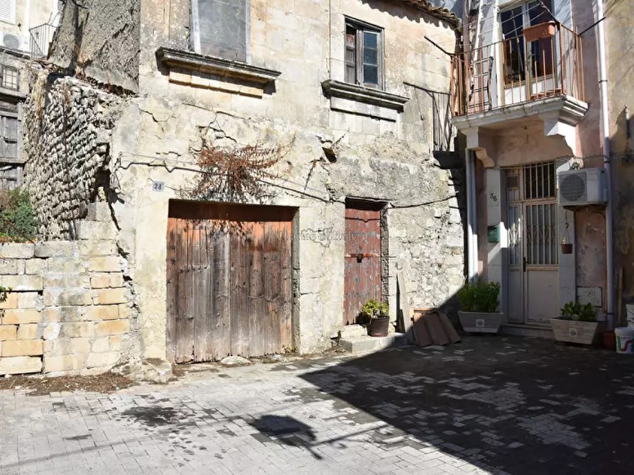 Immagine 25 di Casa indipendente in vendita  in Vicolo Morana a Modica