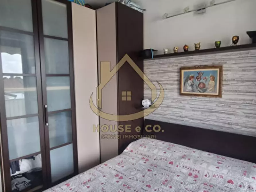 Immagine 11 di Appartamento in vendita  in Via Vecchia di Vigevano 100 a Gambolo'