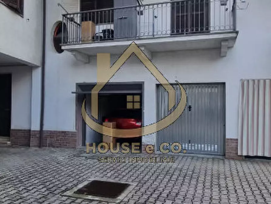 Immagine 23 di Appartamento in vendita  in Via Vecchia di Vigevano 100 a Gambolo'