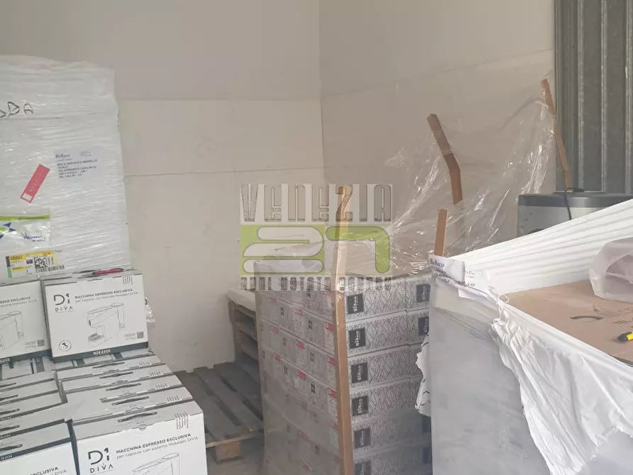 Immagine 3 di Garage in vendita  a Avola