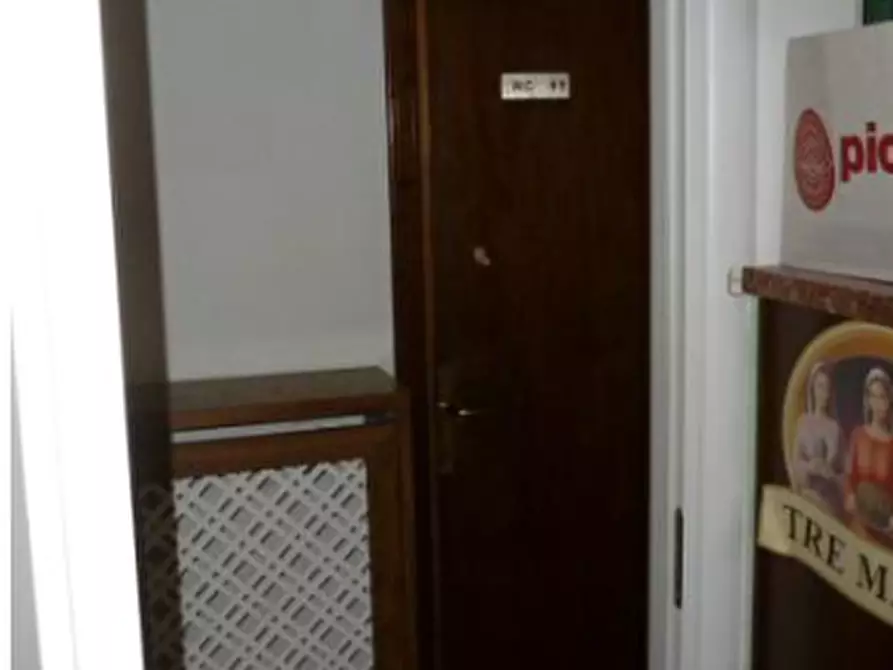 Immagine 8 di Attività commerciale in vendita  in via sorio a Padova