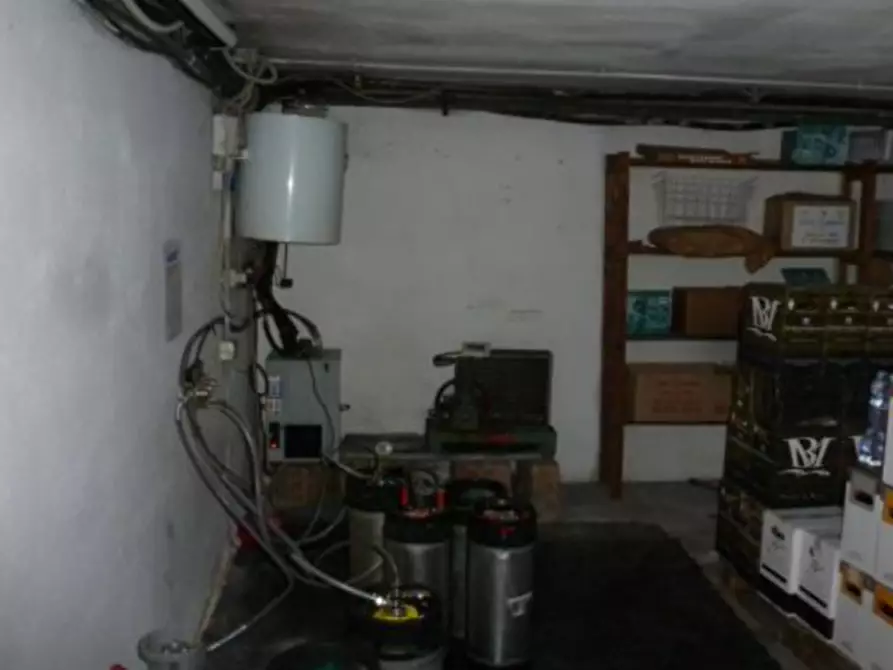 Immagine 16 di Attività commerciale in vendita  in via sorio a Padova