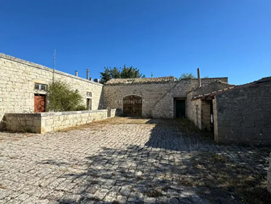 Immagine 24 di Casa indipendente in vendita  in C.DA MARGIONE a Modica