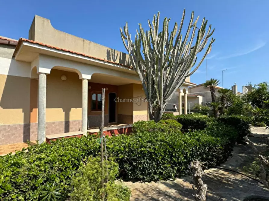 Immagine 10 di Casa indipendente in vendita  in VIA DEL MUGHETTO a Modica