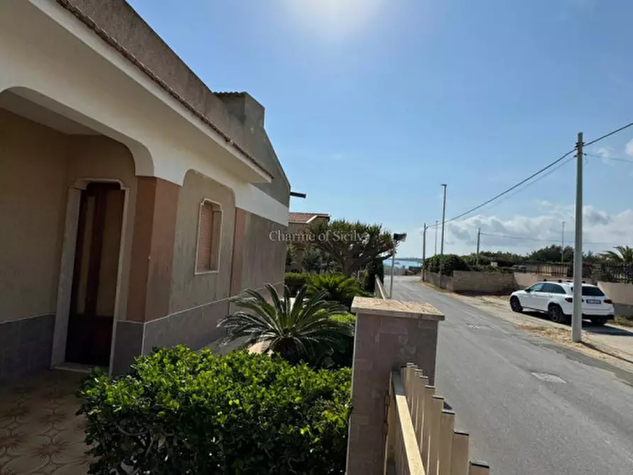 Immagine 28 di Casa indipendente in vendita  in VIA DEL MUGHETTO a Modica