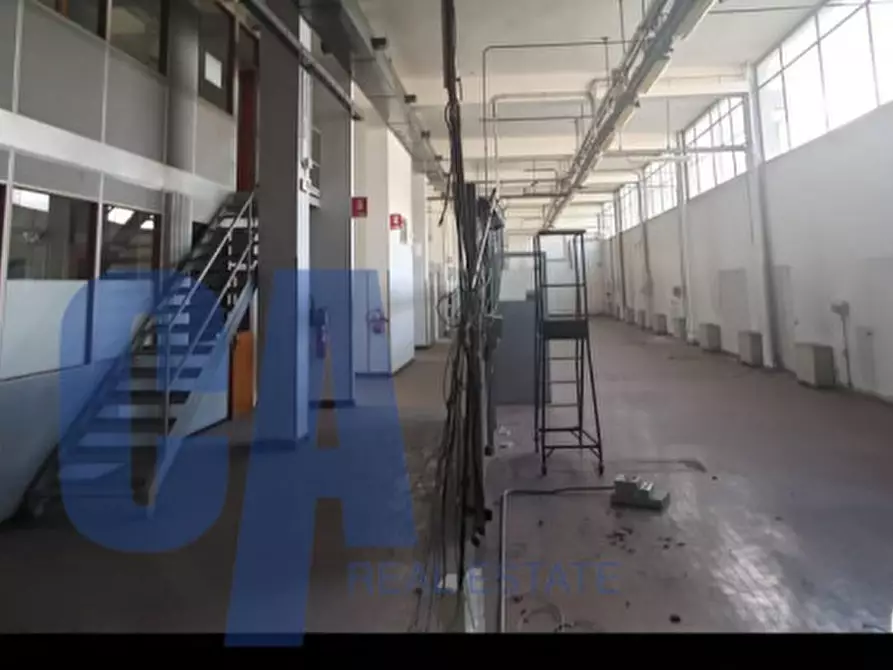 Immagine 8 di Laboratorio in affitto  in VIA MILANO a Rodano