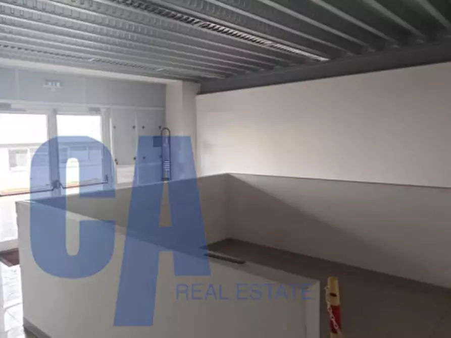 Immagine 19 di Laboratorio in affitto  in VIA MILANO a Rodano