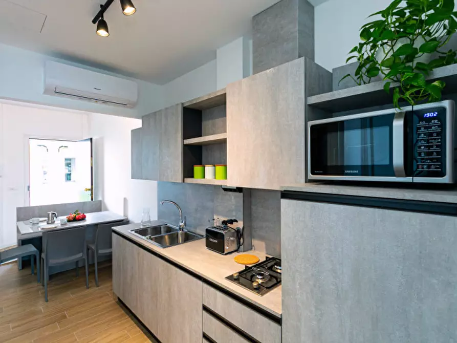 Immagine 1 di Appartamento in vendita  in Piazza Sacro Cuore a Abano Terme