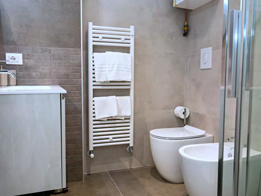 Immagine 12 di Appartamento in vendita  in Piazza Sacro Cuore a Abano Terme