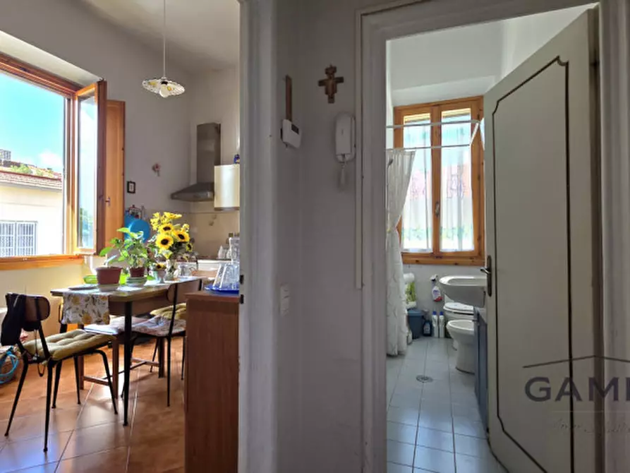 Immagine 6 di Appartamento in vendita  a Sesto Fiorentino