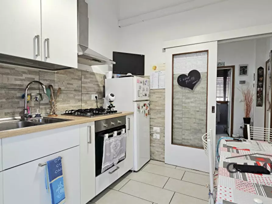 Immagine 14 di Appartamento in vendita  a Sesto Fiorentino