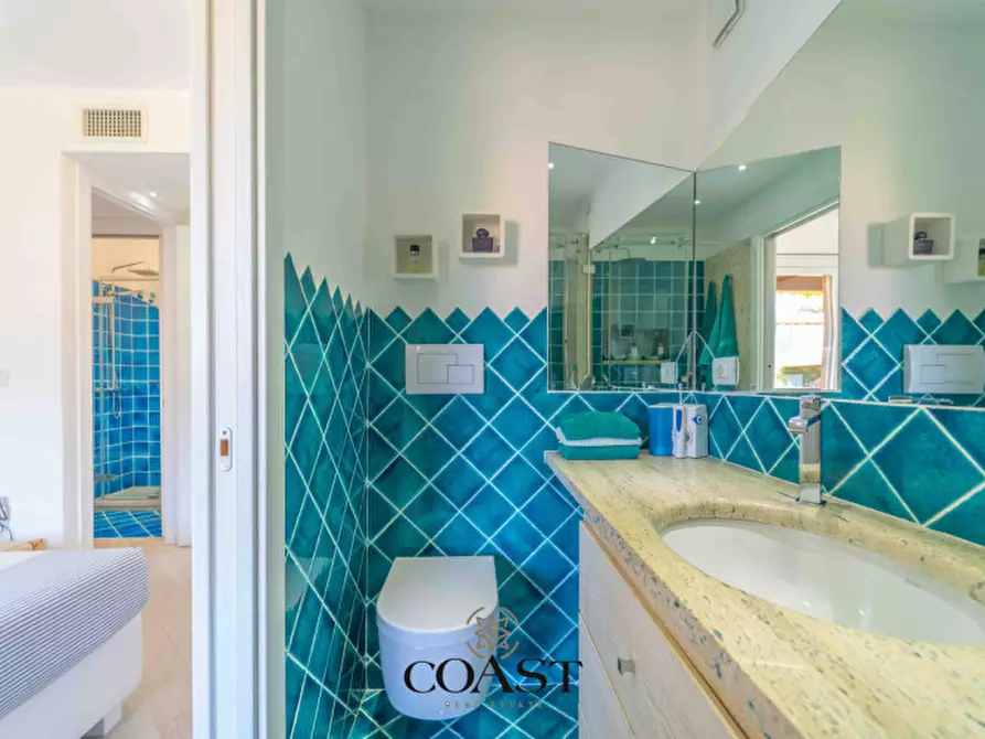 Immagine 35 di Attico in vendita  in Via Portisco snc a Olbia