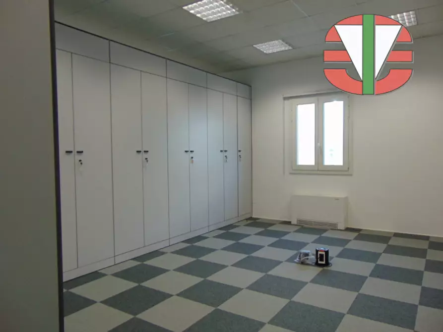 Immagine 4 di Ufficio in vendita  in vedelago a Vedelago