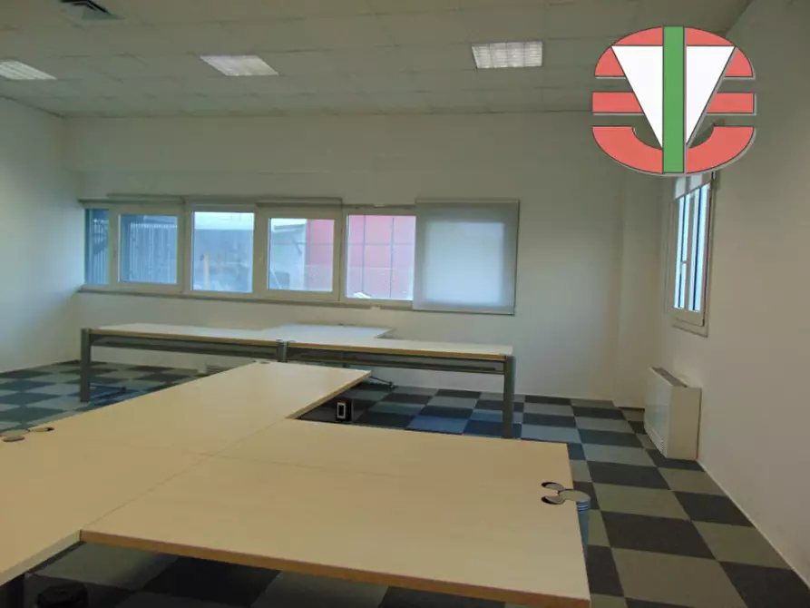 Immagine 5 di Ufficio in vendita  in vedelago a Vedelago