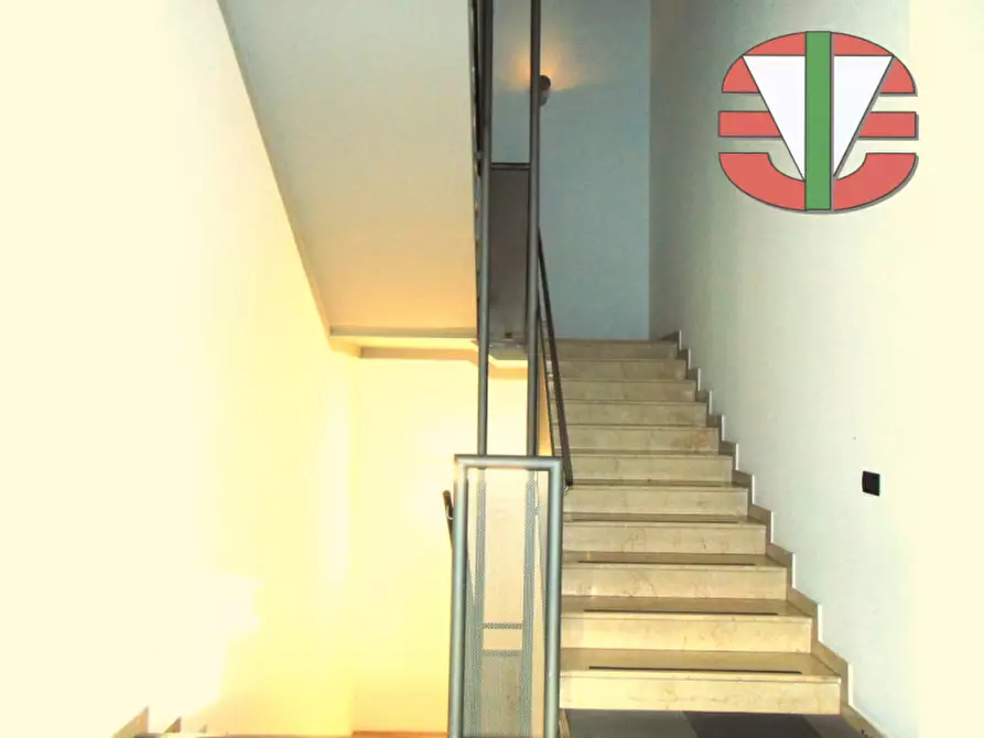 Immagine 10 di Ufficio in vendita  in vedelago a Vedelago