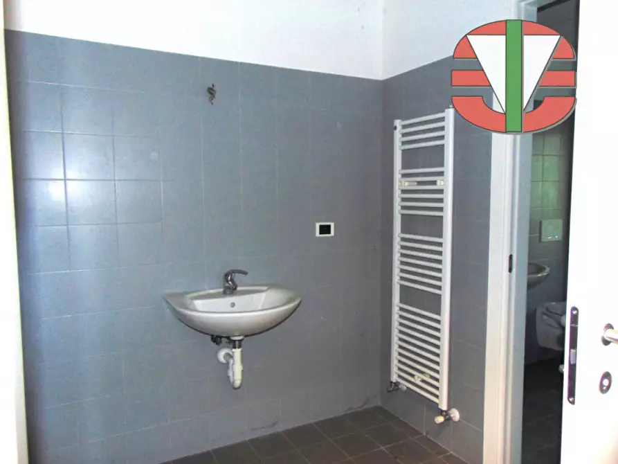 Immagine 11 di Ufficio in vendita  in vedelago a Vedelago