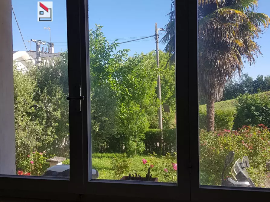 Immagine 14 di Appartamento in vendita  in Strada Comunale Vallone a Senigallia