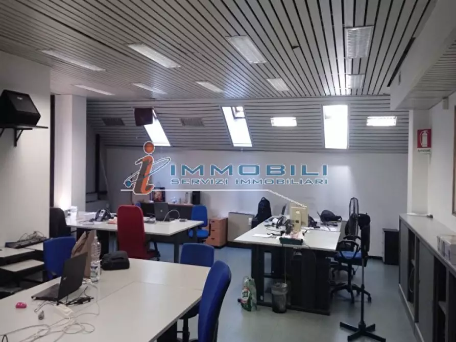 Immagine 2 di Ufficio in affitto  in VIA CECHOV ANTONIO a Milano