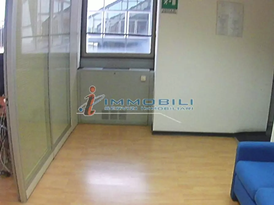 Immagine 21 di Ufficio in affitto  in VIA CECHOV ANTONIO a Milano