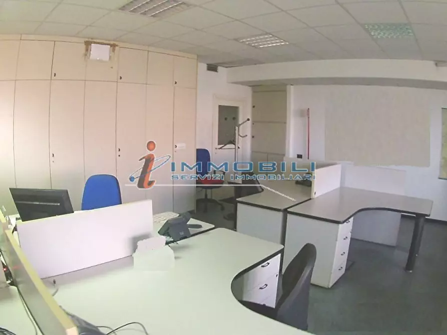 Immagine 3 di Ufficio in affitto  in VIA CECHOV ANTONIO a Milano
