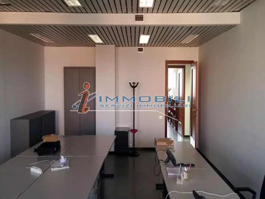Immagine 23 di Ufficio in affitto  in VIA CECHOV ANTONIO a Milano