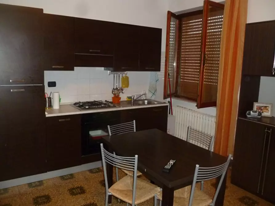 Immagine 3 di Appartamento in affitto  a Castiglione Del Lago