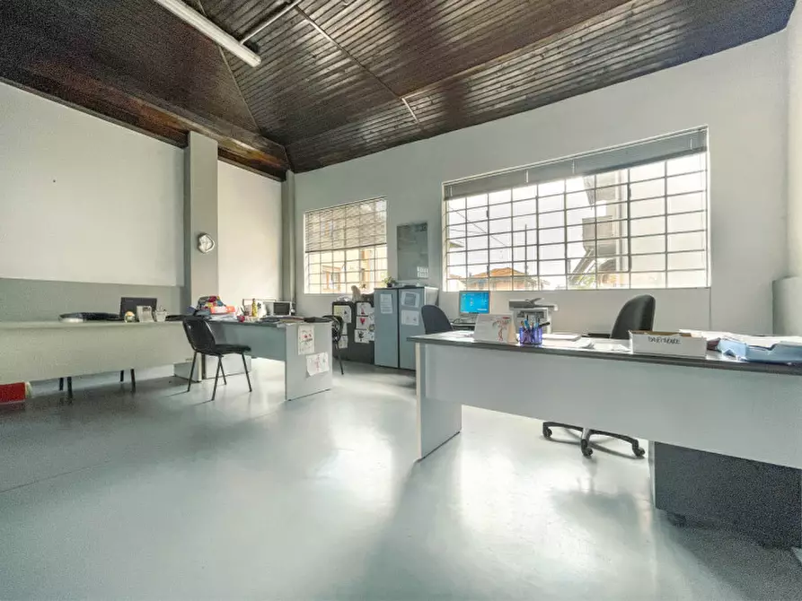 Immagine 8 di Laboratorio in vendita  in via vecchia per maggiate 20 a Borgomanero