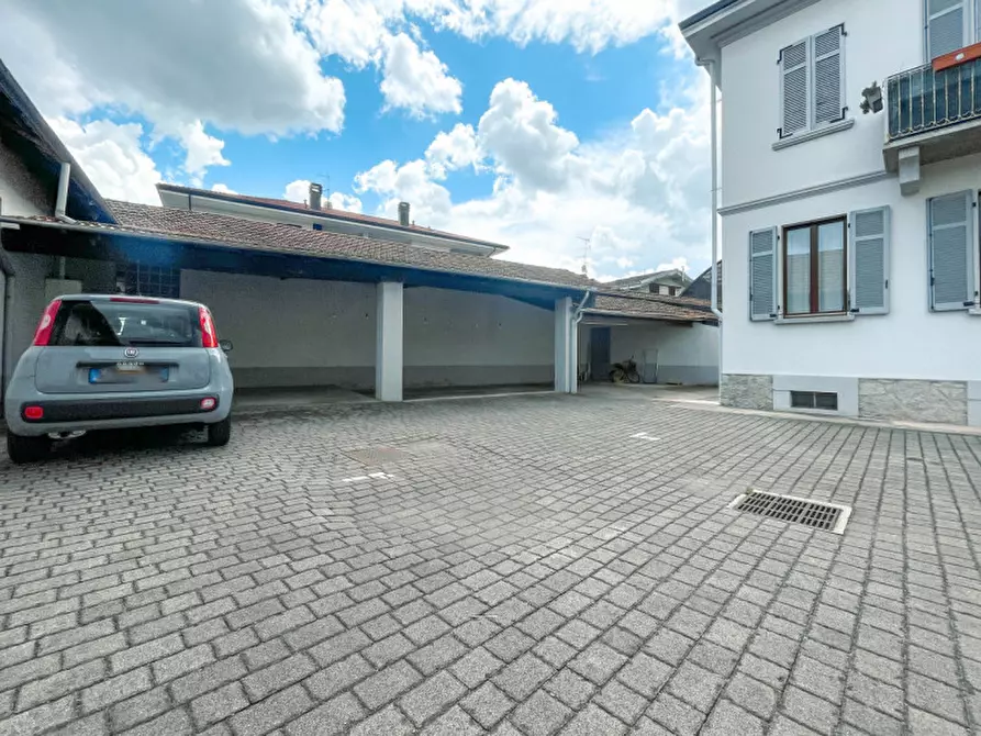 Immagine 13 di Laboratorio in vendita  in via vecchia per maggiate 20 a Borgomanero