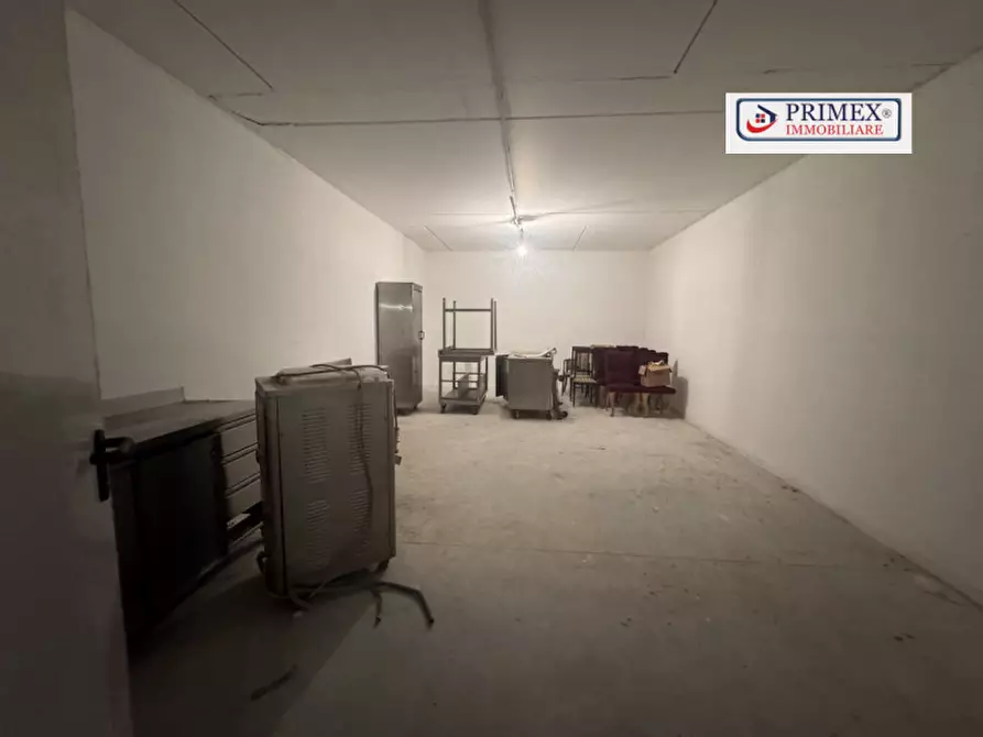 Immagine 13 di Cantina in vendita  in VIA BARTOLOMEO CAVACEPPI a Roma