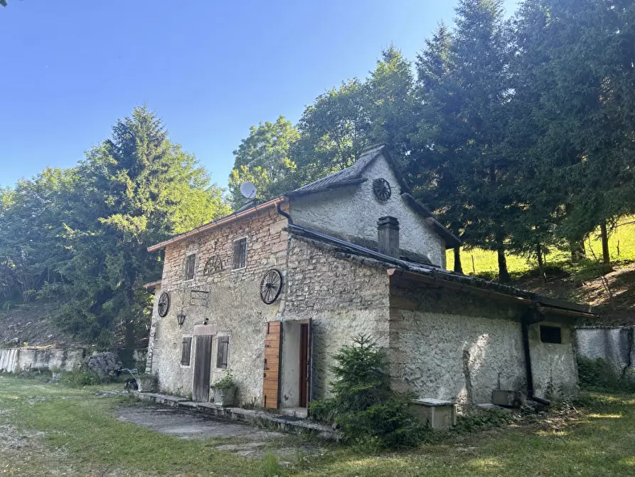 Immagine 1 di Rustico / casale in vendita  in contrada croce a Bosco Chiesanuova