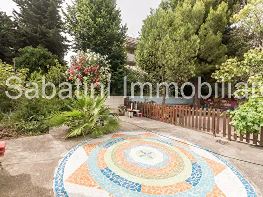 Immagine 45 di Casa indipendente in vendita  in Via del Santuario, 154 a Pescara