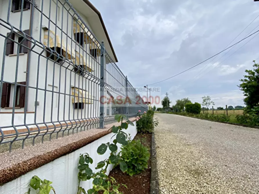 Immagine 19 di Agriturismo in vendita  a Villa Del Conte