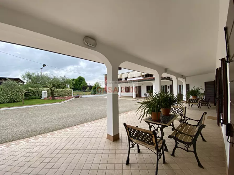 Immagine 40 di Agriturismo in vendita  a Villa Del Conte