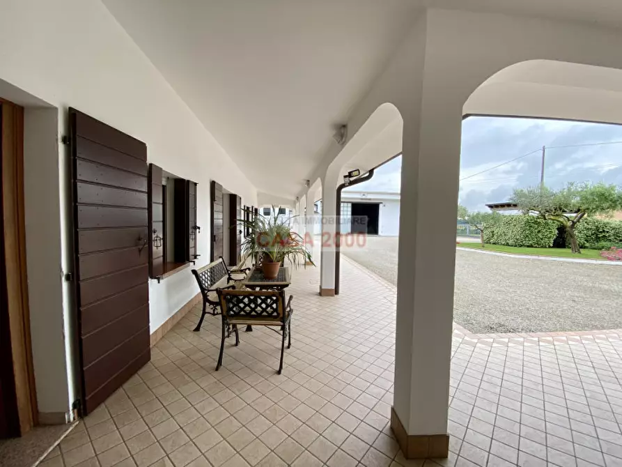 Immagine 42 di Agriturismo in vendita  a Villa Del Conte