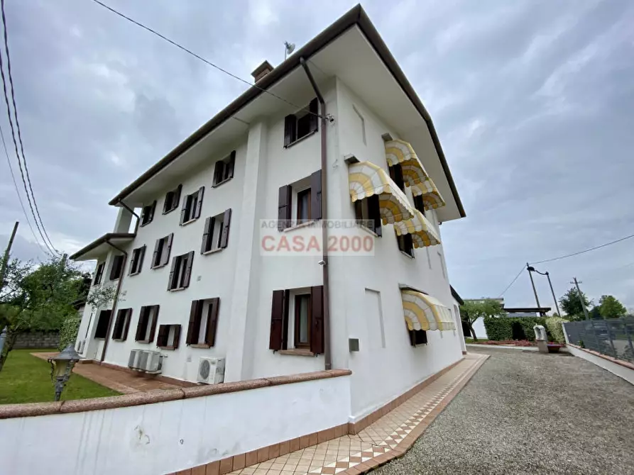 Immagine 57 di Agriturismo in vendita  a Villa Del Conte