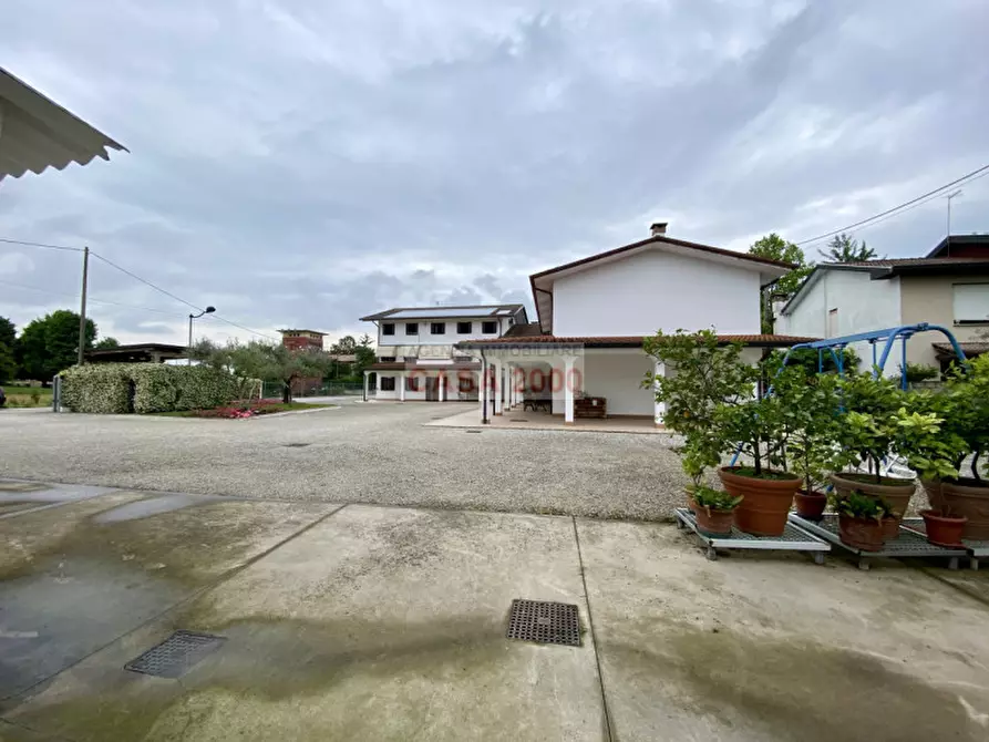 Immagine 62 di Agriturismo in vendita  a Villa Del Conte