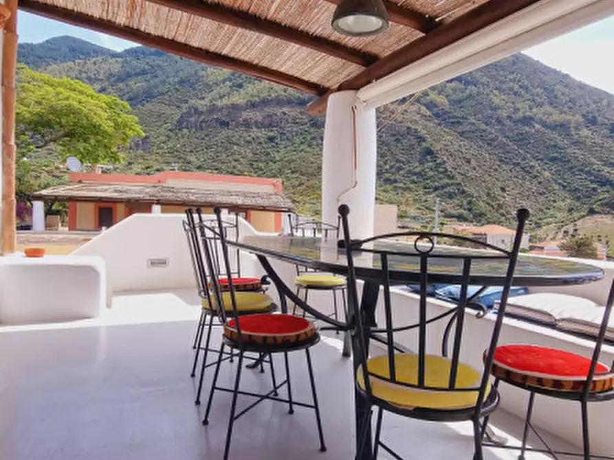 Immagine 21 di Villa in vendita  in Via Rotabile a Milazzo