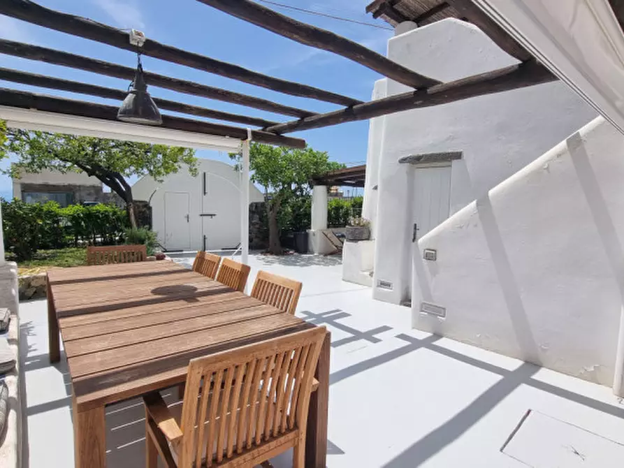 Immagine 37 di Villa in vendita  in Via Rotabile a Milazzo