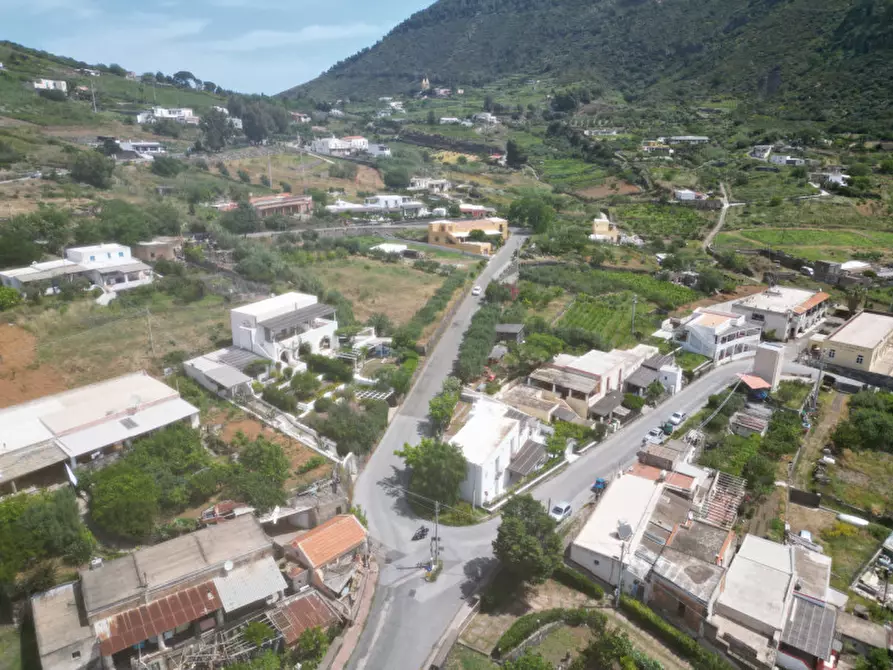 Immagine 45 di Villa in vendita  in Via Rotabile a Milazzo