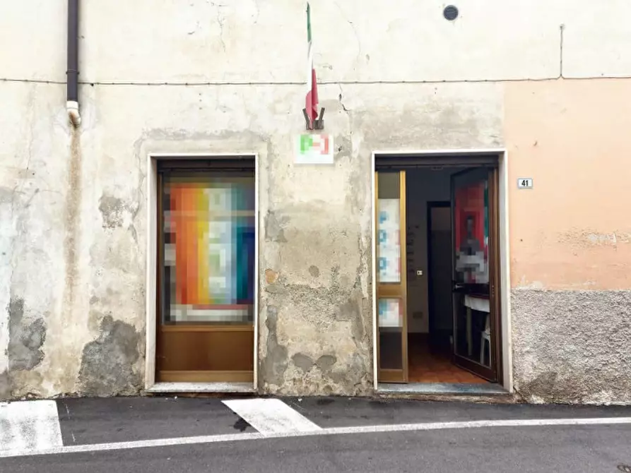 Immagine 2 di Negozio in vendita  in Via Novara, N. 41 a Vanzaghello