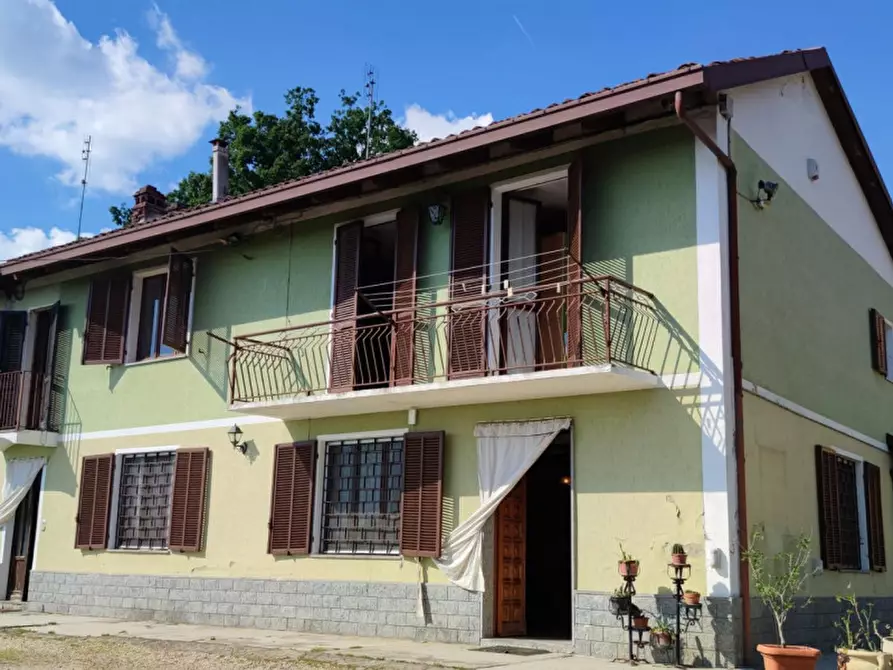 Immagine 1 di Rustico / casale in vendita  in Regione San Grato, N. 78 a Villafranca D'asti