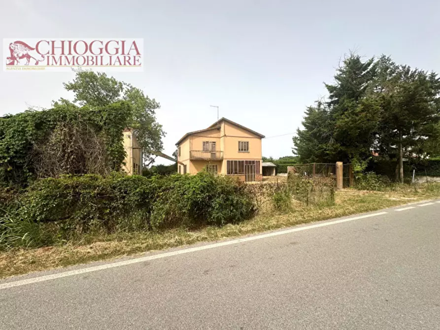 Immagine 3 di Casa indipendente in vendita  in via dei fiori a Chioggia