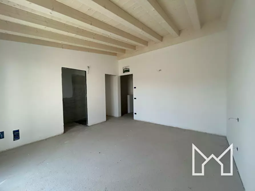 Immagine 9 di Casa bifamiliare in vendita  a Rosà