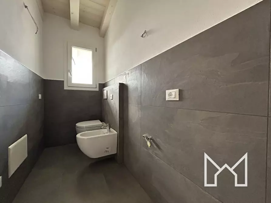 Immagine 14 di Casa bifamiliare in vendita  a Rosà