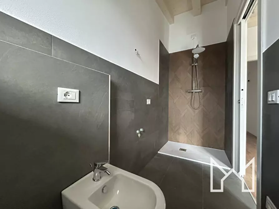 Immagine 15 di Casa bifamiliare in vendita  a Rosà