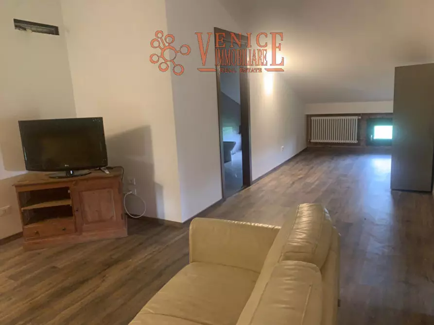 Immagine 15 di Rustico / casale in vendita  a Piazzola Sul Brenta