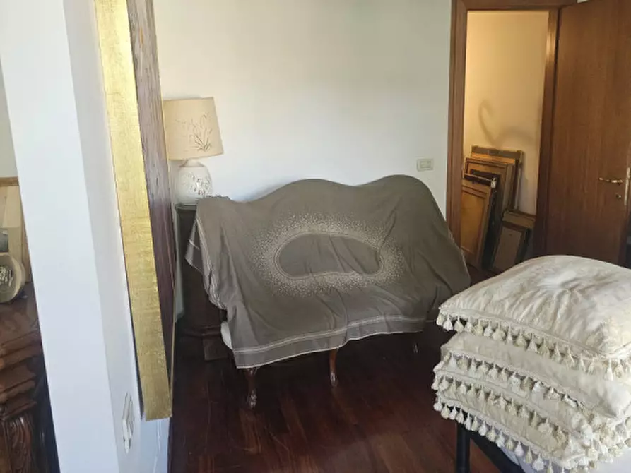 Immagine 10 di Palazzo in vendita  in riviera Mugnai a Padova