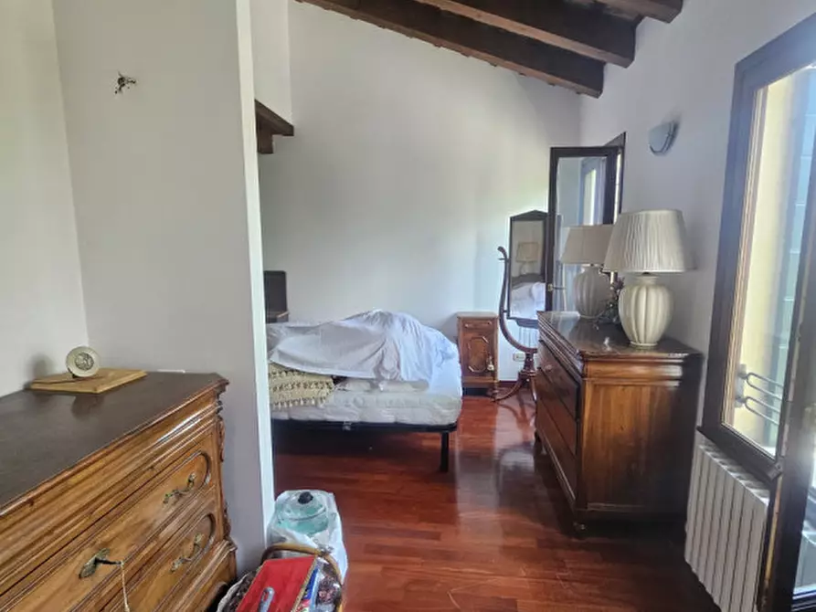 Immagine 16 di Palazzo in vendita  in riviera Mugnai a Padova