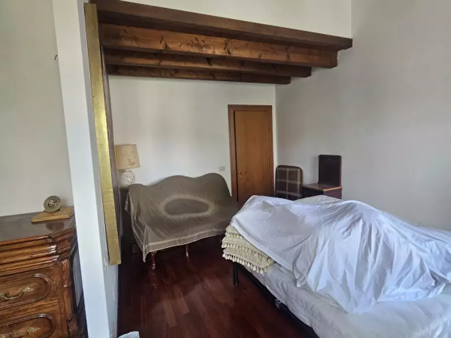 Immagine 17 di Palazzo in vendita  in riviera Mugnai a Padova